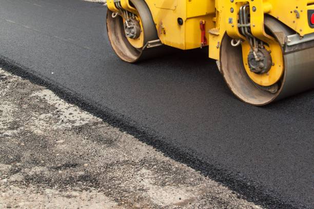Best Driveway Paving Contractor  in Boscobel, WI